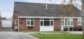 2 bedroom semi-detached bungalow for sale