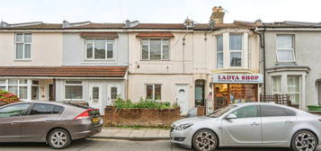 Flat for sale in Chichester Road, Portsmouth, Hampshire PO2