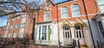 Flat to rent in St. Georges Road, Hull HU3