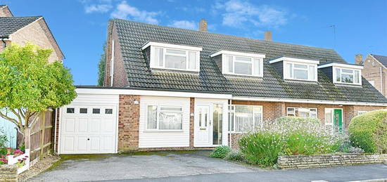 3 bed semi-detached house for sale