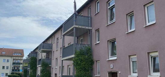 3 ZKB mit Balkon in verkehrsgünstiger Lage!