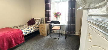 1 bedroom house share