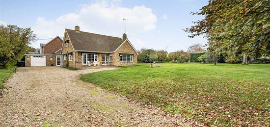 4 bed detached bungalow for sale