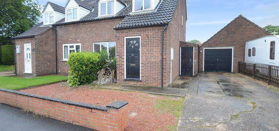 2 bedroom semi-detached house for sale