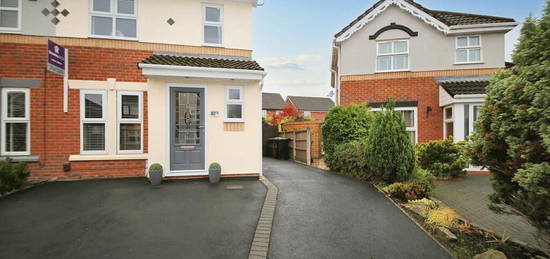 4 bedroom semi-detached house for sale