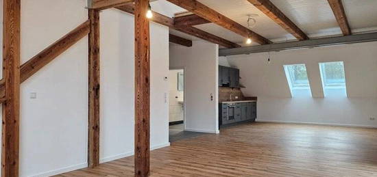 ERSTBEZUG - Letzte Chance in diesem Haus -  3 Zimmer Wohnung im KfW 55 Haus