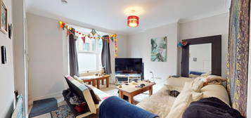 Flat for sale in Hollingdean Road, Brighton BN2