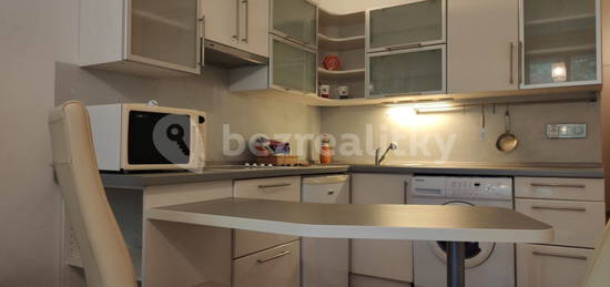 Pronájem bytu 2+kk 47 m², Pod Zvonařkou, Praha