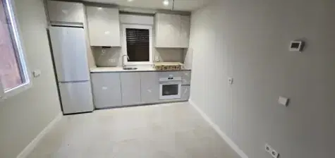 Apartamento en calle de Reina y Santa