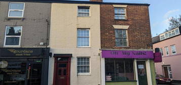 5 bedroom terraced house