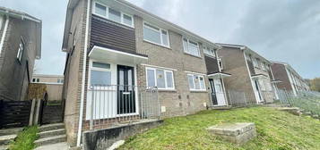 3 bedroom semi-detached house to rent