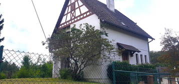 CLIMBACH secteur au calme Charmante maison 4/5 pièces sur env. 600 m² de terrainet avec belle vue dans les hauteurs