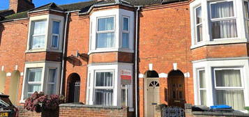 Terraced house to rent in Alexandra Road, Rugby CV21