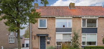 Emmastraat 11