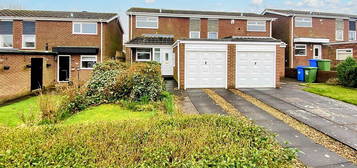 2 bed semi-detached house for sale