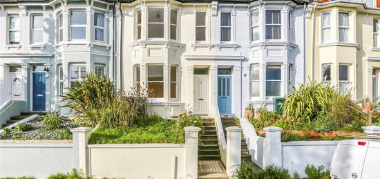 Terraced house to rent in Princes Crescent, Brighton, East Sussex BN2