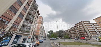 Bilocale viale della Libertà, Stazione - Ticinello, Pavia