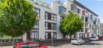 Flat for sale in 11 Point Pleasant, Wandsworth SW18