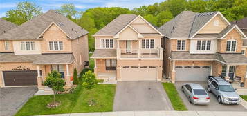 55 Longboat Run W, Brantford, ON N3T 0P5