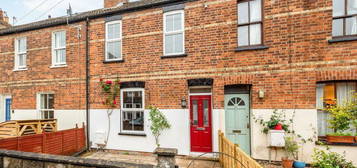 2 bedroom terraced house