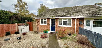 2 bedroom semi-detached bungalow for sale