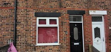 2 bedroom terraced house