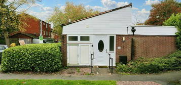 2 bedroom semi-detached bungalow for sale