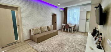 De inchiriat 3 camere zona Bulgaria