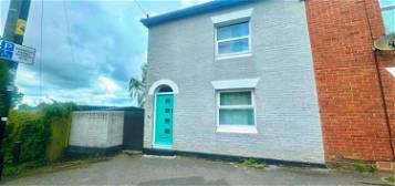 Semi-detached house to rent in Hewitts Road, Freemantle SO15