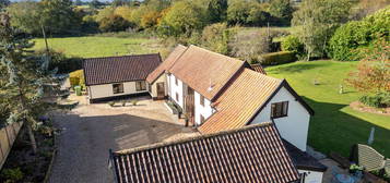 4 bed barn conversion for sale