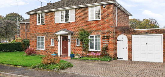 Link-detached house for sale in Cherry Close, Flackwell Heath, High Wycombe, Buckinghamshire HP10