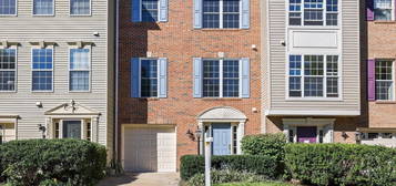 6518 Kelsey Point Cir, Alexandria, VA 22315