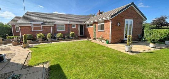 3 bedroom detached bungalow for sale