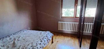 Kiadó téglalakás, albérlet, Oroszlányban 150 E Ft / hó