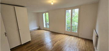 Location appartement 3 pièces 92 m²