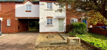 2 bed semi-detached house for sale