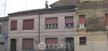 Casa bi/trifamiliare in Via Provinciale Mantova