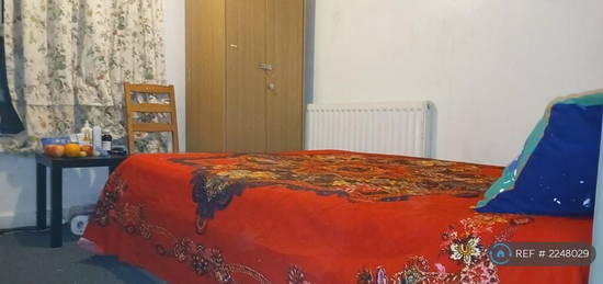 1 bedroom house share