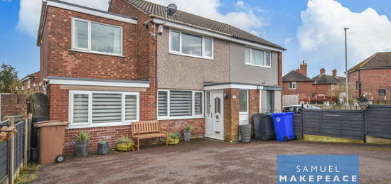 4 bed semi-detached house for sale