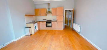 2 bed flat to rent