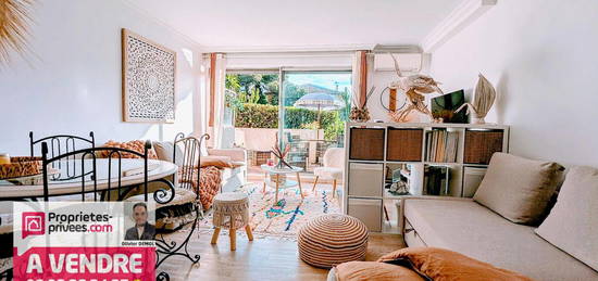 MAGNIFIQUE STUDIO BORD DE MER - CANNES