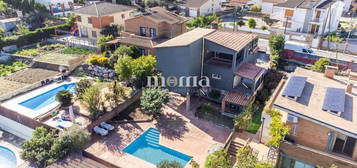 Casa o chalet independiente en venta en calle de la Creu de Baduell