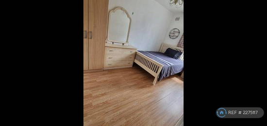 1 bedroom flat share