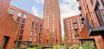 3 bed flat to rent