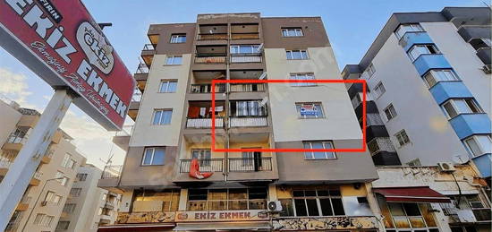 KUŞADASI, CUMHURİYET MAHALLESİ'NDE, GENİŞ 3+1 DAİRE