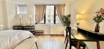 222 W 14th St Unit 2H, New York, NY 10011