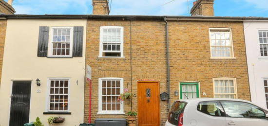 2 bedroom terraced house