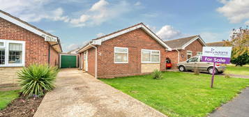 2 bed detached bungalow for sale