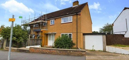 3 bedroom semi-detached house