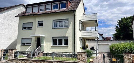 3-Zimmerwohnung im 3 Familienhaus zu verkaufen- derzeit gut vermietet-Ideale Kapitalanlage.